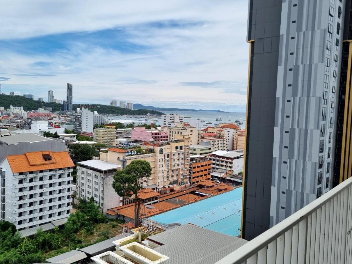 The Base Condo Center Of Pattaya Rooftop Swimming Pool 外观 照片