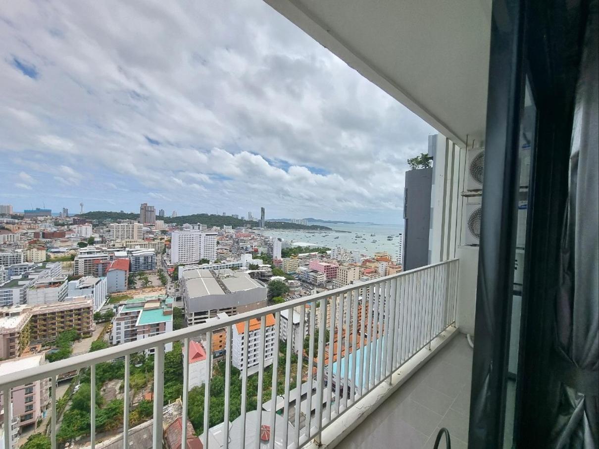 The Base Condo Center Of Pattaya Rooftop Swimming Pool 外观 照片