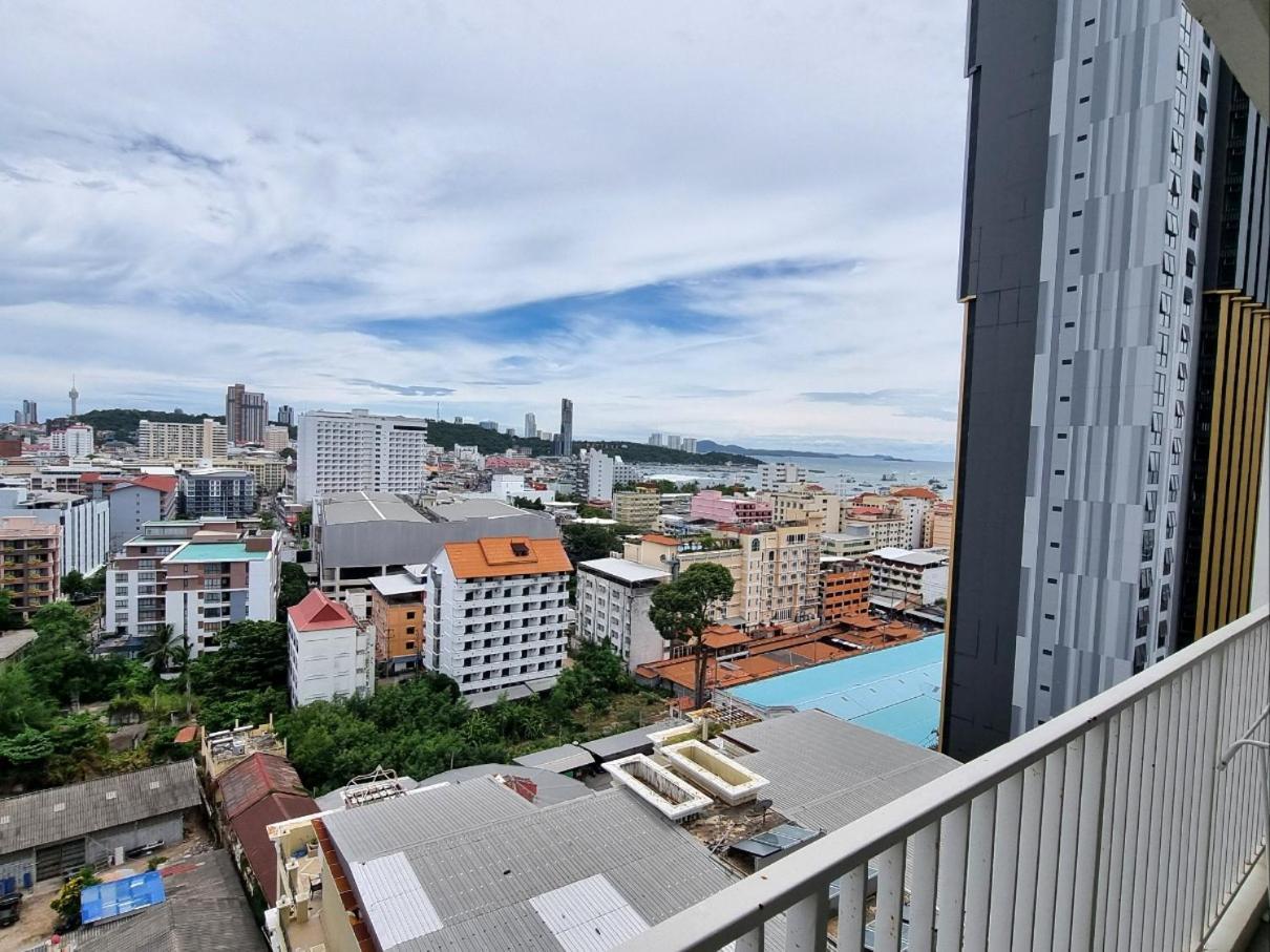 The Base Condo Center Of Pattaya Rooftop Swimming Pool 外观 照片